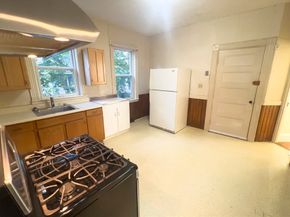 10 Plainfield St 1, Boston MA 02130