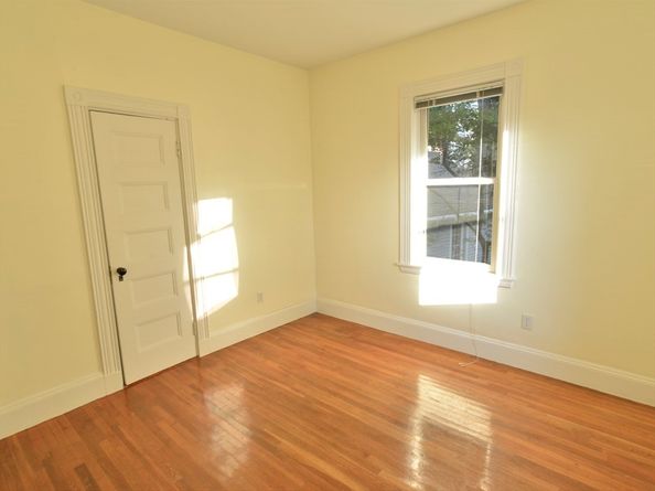 10 Plainfield St 1, Boston MA 02130