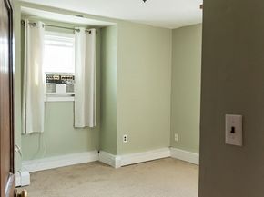 41 Hill St, Leominster MA 01453
