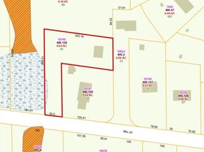 41 Hill St, Leominster MA 01453