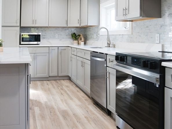 41 Hill St, Leominster MA 01453