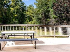 41 Hill St, Leominster MA 01453