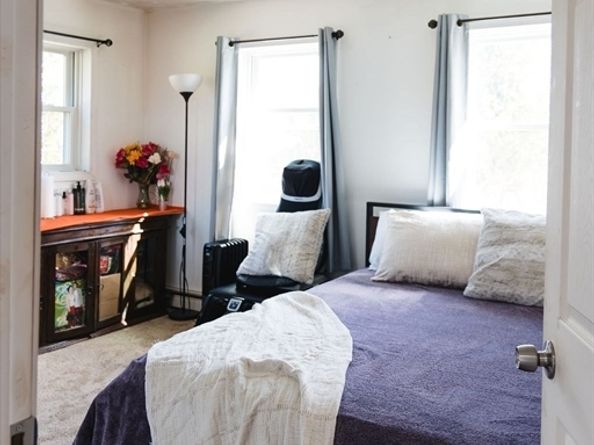 41 Hill St, Leominster MA 01453