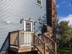 41 Hill St, Leominster MA 01453
