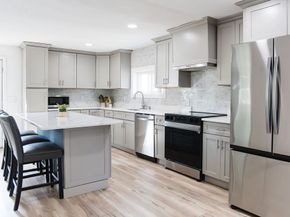 41 Hill St, Leominster MA 01453