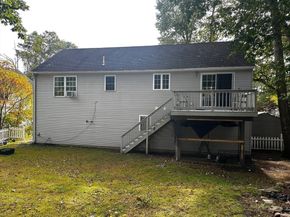 14 Browns Brook Rd, Webster MA 01570