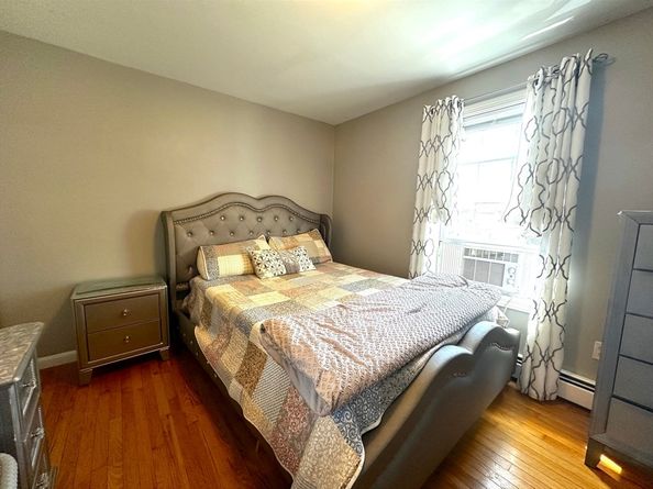 14 Browns Brook Rd, Webster MA 01570