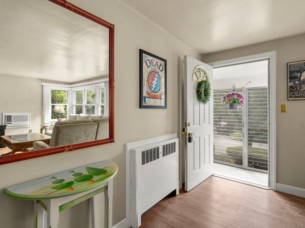 5 Manila St, Worcester MA 01602
