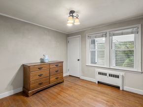 5 Manila St, Worcester MA 01602