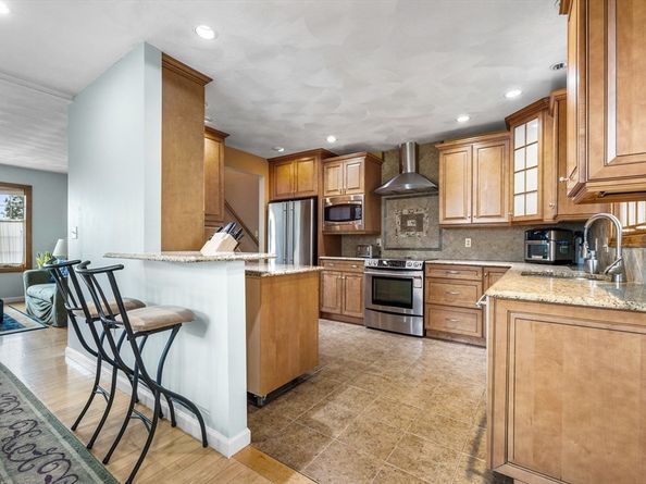10 Battlemarch Road, Woburn MA 01801