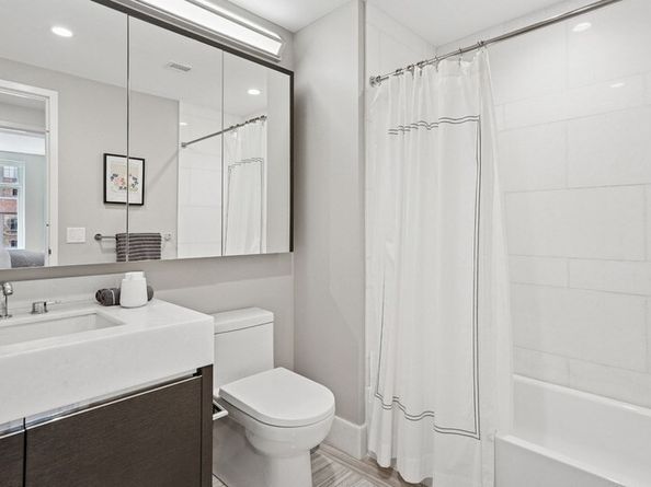100 Lovejoy Wharf 5N, Boston MA 02114