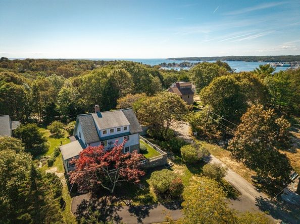 9 Rocky Pasture Road, Gloucester MA 01930