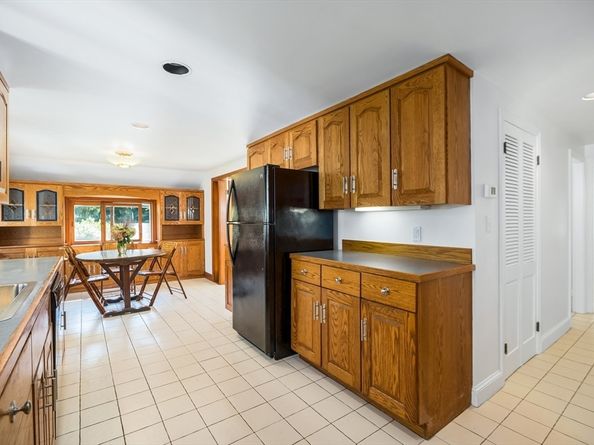 9 Rocky Pasture Road, Gloucester MA 01930