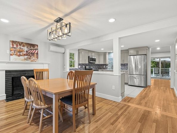 11 Longview Rd, Framingham MA 01701