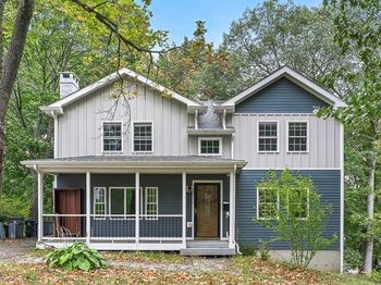 11 Longview Rd