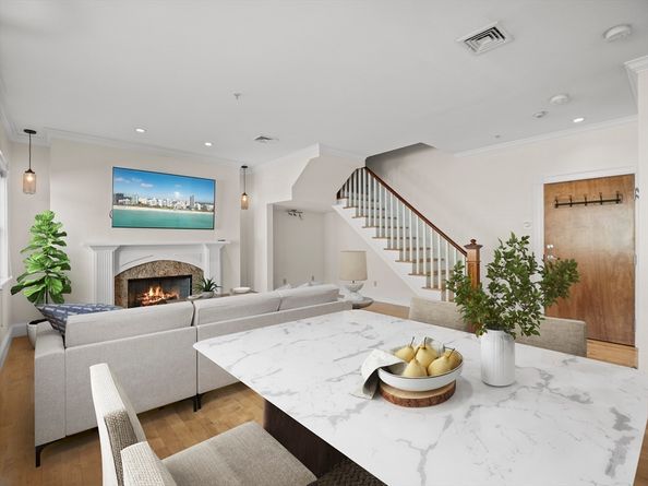 591 E 3rd St 3, Boston MA 02127