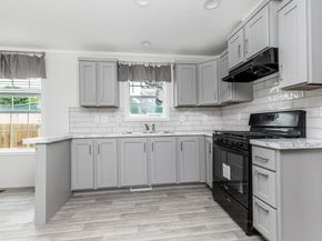 19 Jake Ln, Acushnet MA 02743