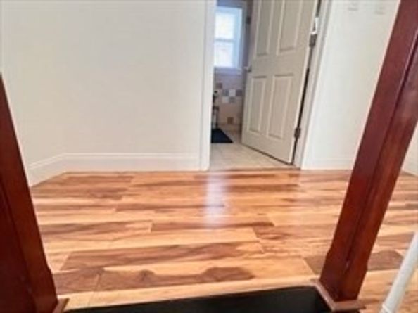 26 Lawrence St, Quincy MA 02169