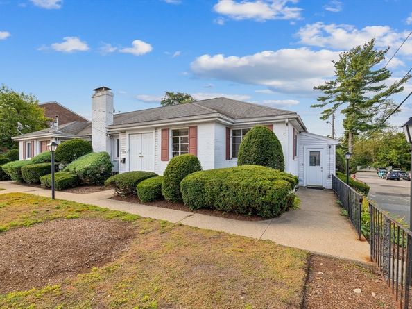 176 River St 0, Waltham MA 02453