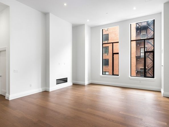 45 Temple St 306, Boston MA 02114