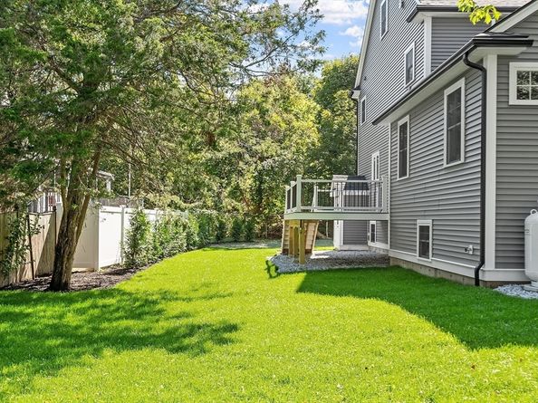 27 Brand Avenue, Wilmington MA 01887