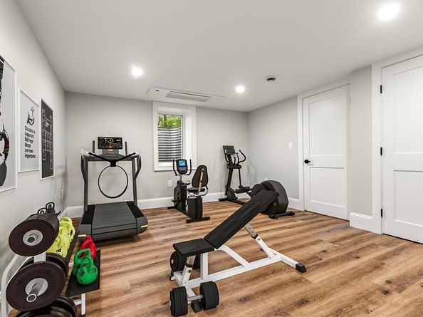 315 Maple Ave, Shrewsbury MA 01545