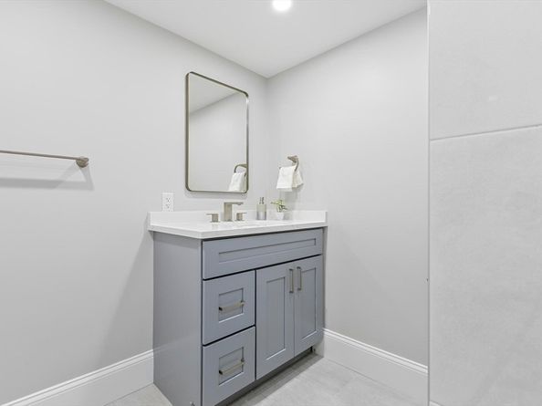 315 Maple Ave, Shrewsbury MA 01545