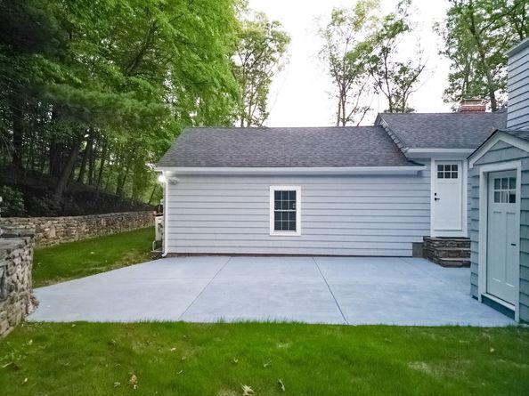 315 Maple Ave, Shrewsbury MA 01545