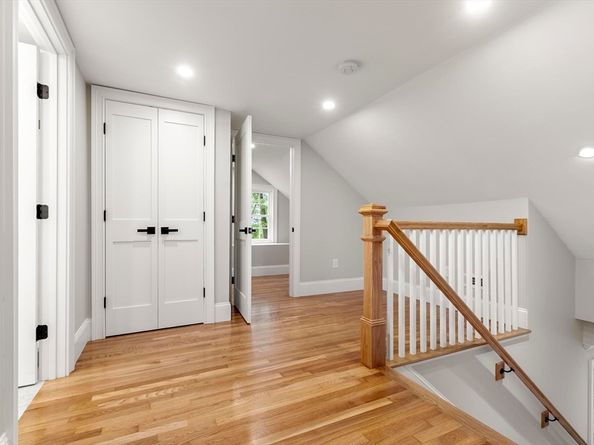 315 Maple Ave, Shrewsbury MA 01545