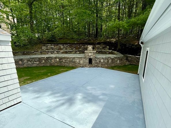 315 Maple Ave, Shrewsbury MA 01545