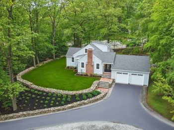 315 Maple Ave