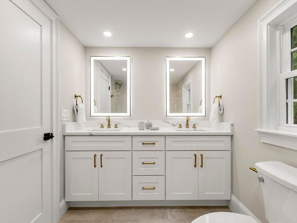 315 Maple Ave, Shrewsbury MA 01545