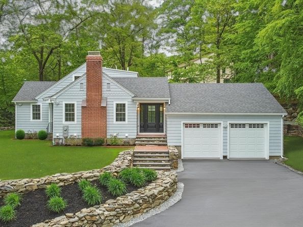 315 Maple Ave, Shrewsbury MA 01545