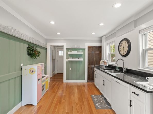 4 Fayette St, Beverly MA 01915