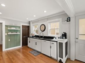 4 Fayette St, Beverly MA 01915