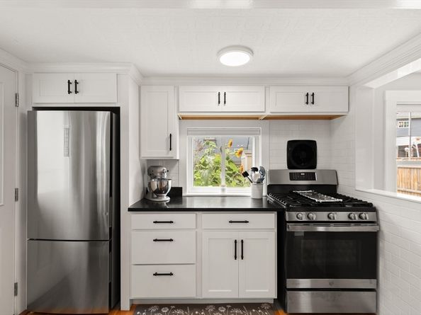 4 Fayette St, Beverly MA 01915