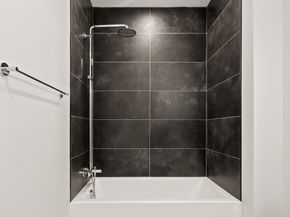 340 West 2nd Street 17E, Boston MA 02127