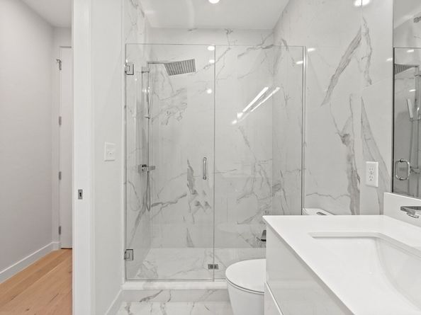 340 West 2nd Street 17E, Boston MA 02127