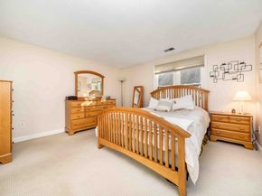 948 Broadway 19, Chelsea MA 02150
