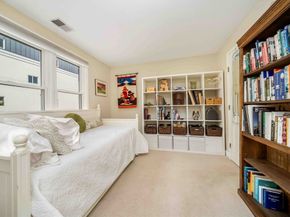 948 Broadway 19, Chelsea MA 02150