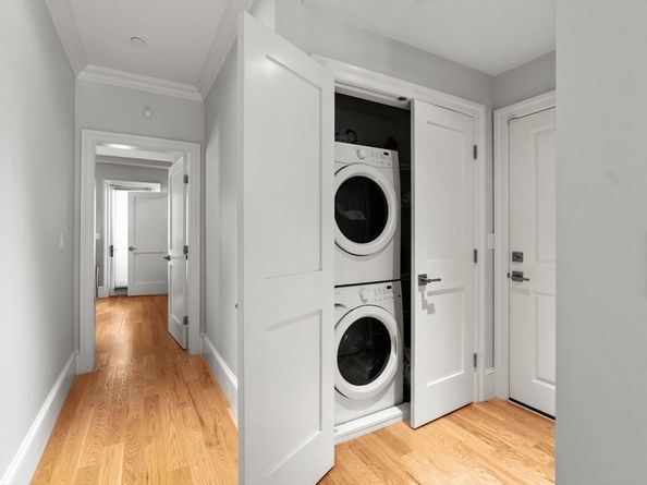 27 Washburn St 3, Boston MA 02125