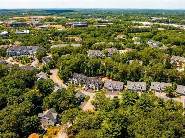 75 Johnson Woods Dr 75, Reading MA 01867