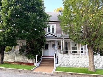 1 Clive St