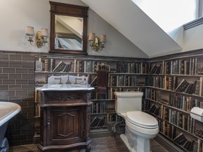 11 Chestnut Street, Boston MA 02108