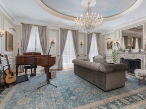 11 Chestnut Street, Boston MA 02108
