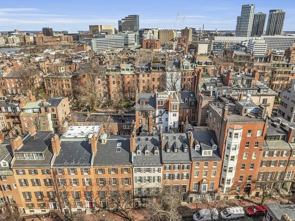 11 Chestnut Street, Boston MA 02108