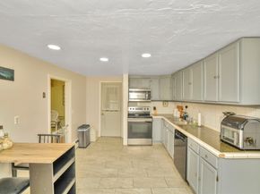 120 E Ashland St, Brockton MA 02302