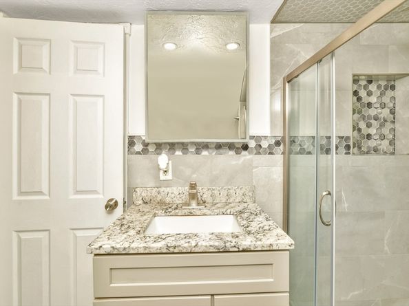 120 E Ashland St, Brockton MA 02302