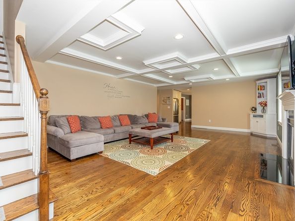 41 Russet Road, Billerica MA 01821