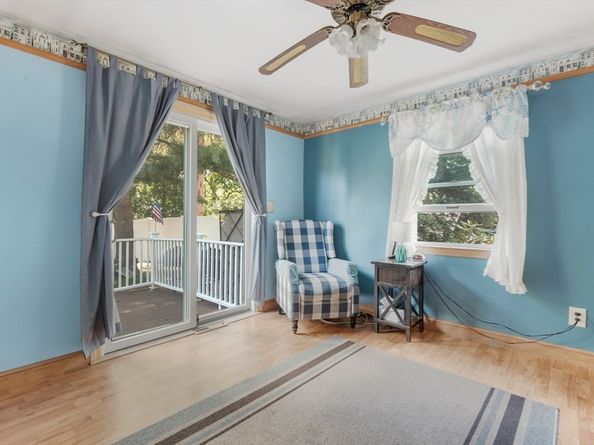 14 Alandale Pkwy, Norwood MA 02062